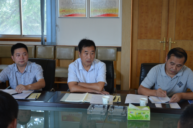 市公路局黨委副書記、局長田俊良到我公司調(diào)研指導工作